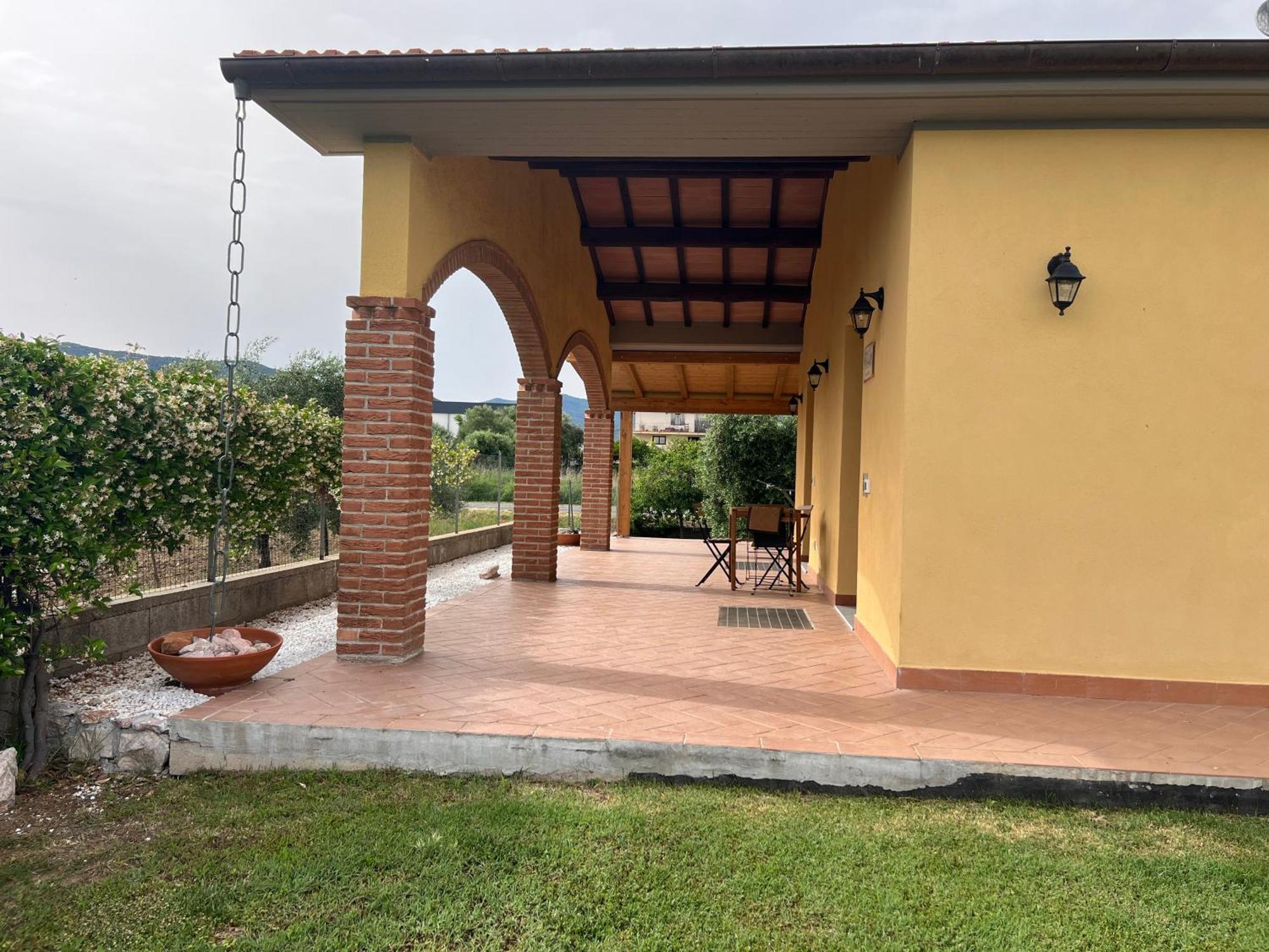 Agriturismo Il Giardino Degli Olivi Appartamenti Кастильоне дела Пеская Екстериор снимка